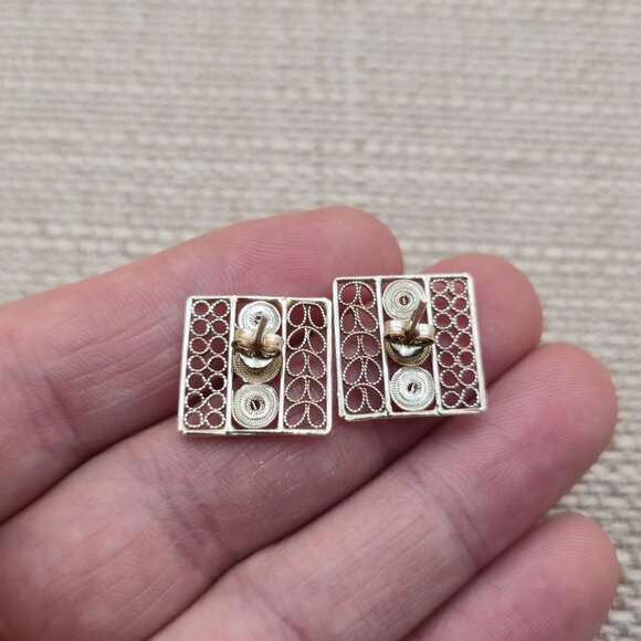 Sterling Silver Square Unique Pattern Stud Earrings A5761 - Picture 4 of 6